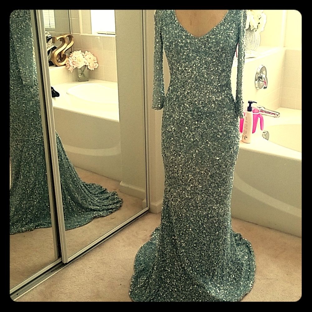 Theia Light blue heavy sequined dress